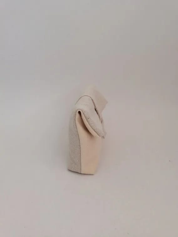 حقيبة توزيعات